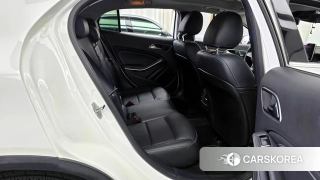 Mercedes-Benz GLA-Class X156 2019 Белый из Кореи, фото 3