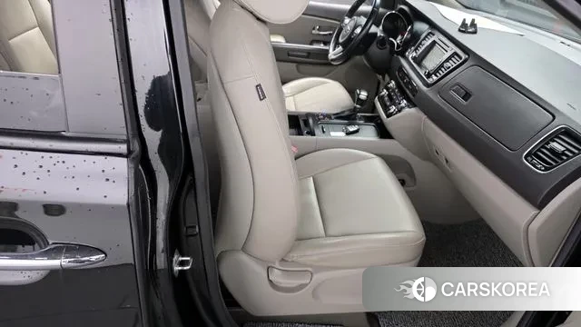 Kia All New Carnival 2018 Черный из Кореи, фото 3