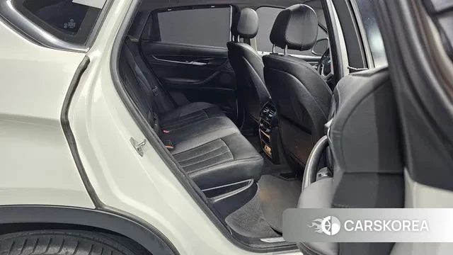 BMW X6 (F16) 2018 Белый из Кореи, фото 3