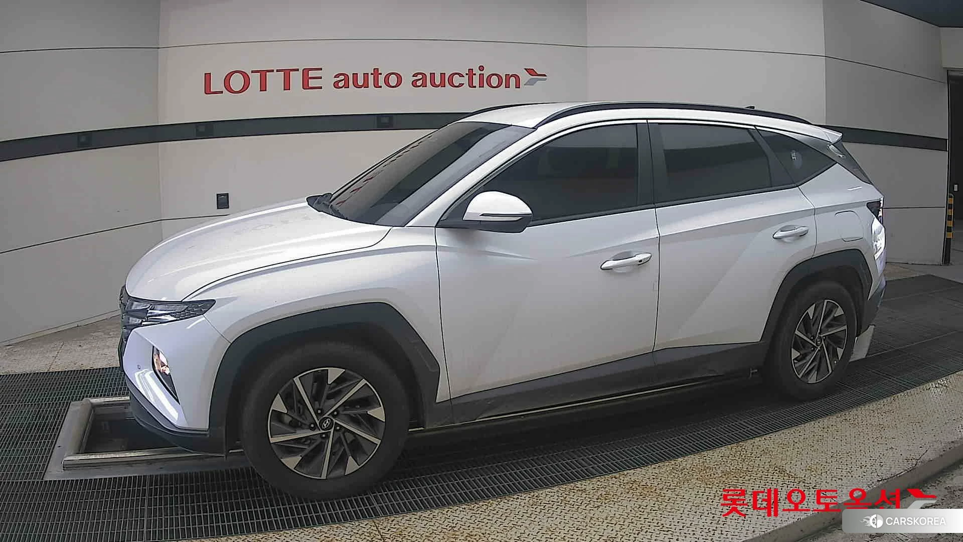 Hyundai Tucson Hybrid 2023 Creamy White Pearl из Кореи, фото 3