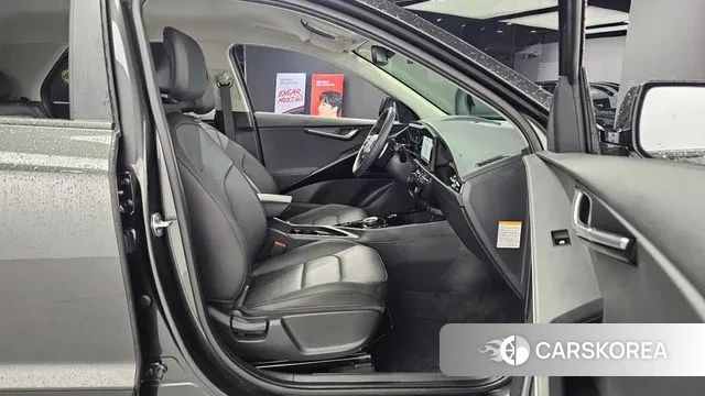 Kia Di Ol Nu Niro 2024 Серый из Кореи, фото 3