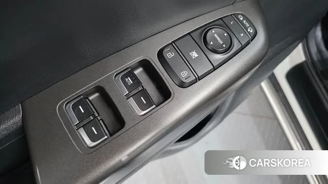 Kia Sportage The Bold 2021 Белый из Кореи, фото 3