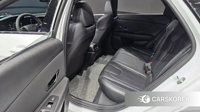 Hyundai Avante (CN7) 2022 Белый из Кореи, фото 3