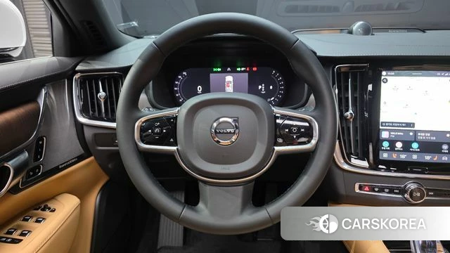Volvo S90 2023 Белый из Кореи, фото 3