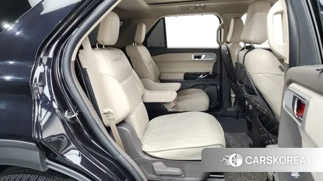 Ford Explorer 6th Generation 2021 Черный из Кореи, фото 3