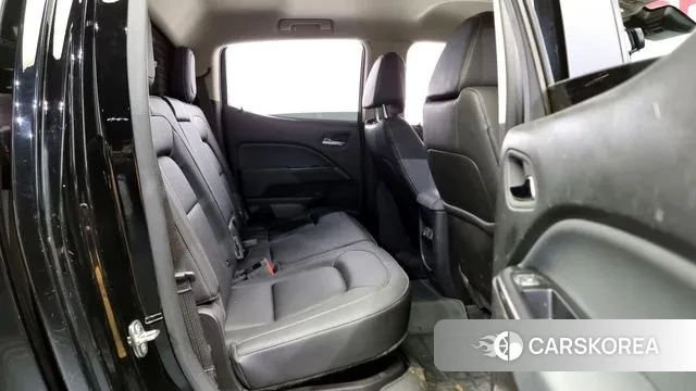 Chevrolet (GM Daewoo) Real New Colorado 2022 Черный из Кореи, фото 3