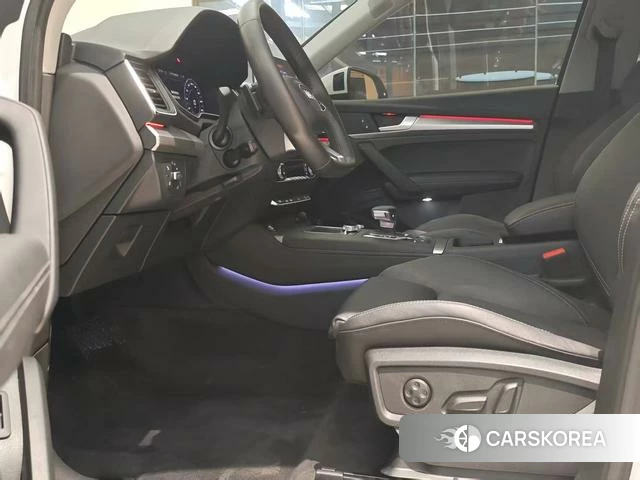 Audi Q5L 2019 Белый из Китая, фото 3