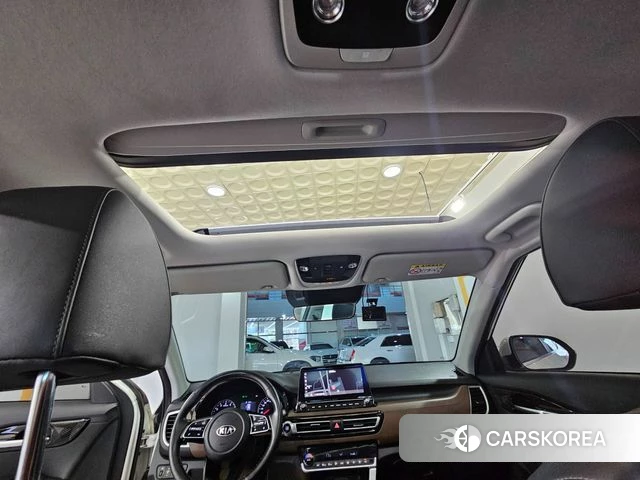Kia Seltos 2021 Белый из Кореи, фото 3