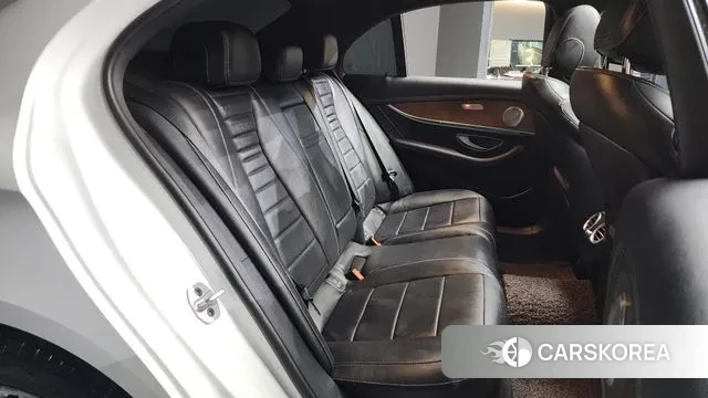 Mercedes-Benz E-Class W213 2020 Белый из Кореи, фото 3