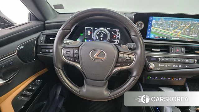 Lexus ES300h 7th generation 2024 Серый из Кореи, фото 3