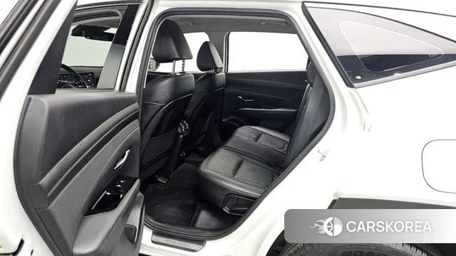 Hyundai The New Tucson (NX4) 2024 Белый из Кореи, фото 3