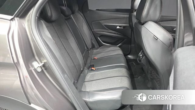 Peugeot 3008 second generation 2018 Песочный из Кореи, фото 3