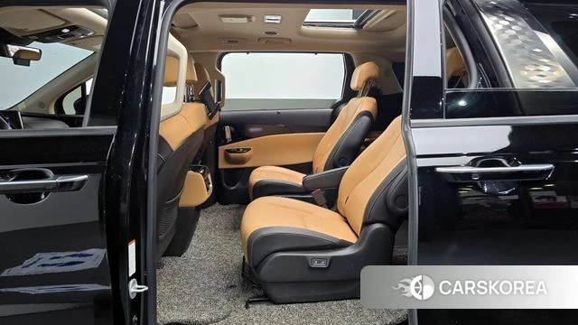 Kia Carnival 4th generation 2022 Черный из Кореи, фото 3