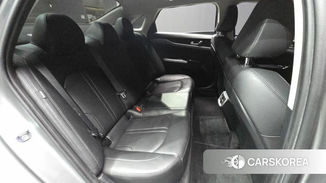 Kia K5 3rd generation 2023 Серебристо-серый из Кореи, фото 3