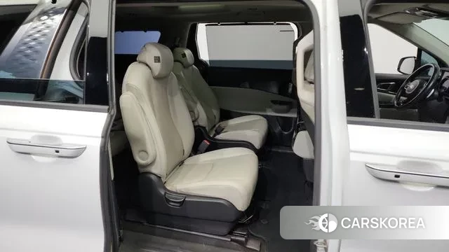 Kia Carnival 4th generation 2020 Белый из Кореи, фото 3