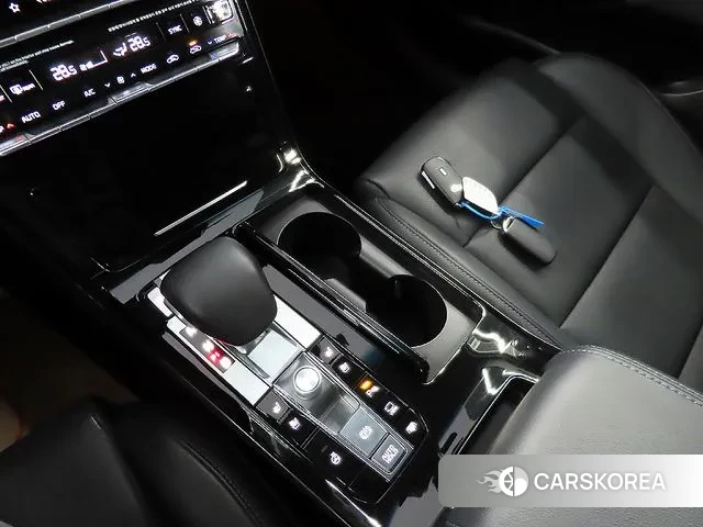 Kia K7 Premier 2020 Белый из Кореи, фото 3