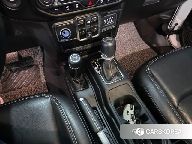 Jeep Wrangler (JL) 2022 Белый из Кореи, фото 3