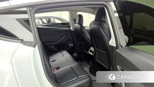 Tesla Model Y 2021 Белый из Кореи, фото 3