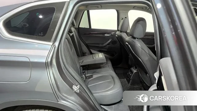 BMW X1 (F48) 2022 Серый из Кореи, фото 3