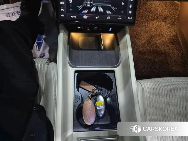 Hyundai Grandeur Hybrid (GN7) 2023 Белый из Кореи, фото 3