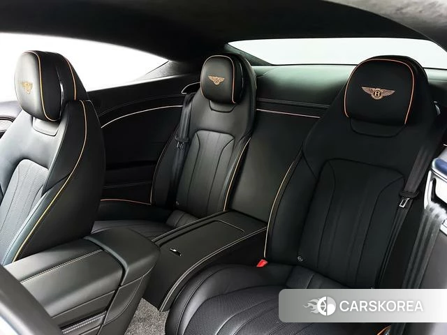 Bentley Continental 2023 Черный из Китая, фото 3