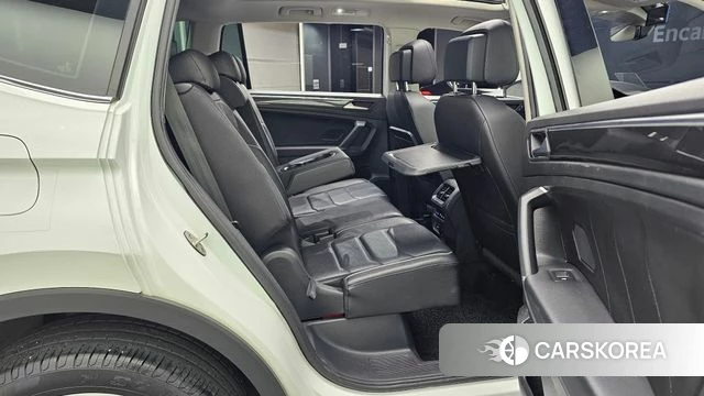 Volkswagen Tiguan Allspace 2020 Белый из Кореи, фото 3