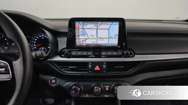 Kia The New K3 2nd generation 2022 Белый из Кореи, фото 3