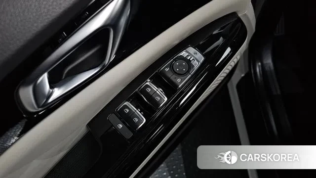 Kia Carnival 4th generation 2023 Белый из Кореи, фото 3