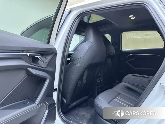 Audi A3 2021 Белый из Китая, фото 3
