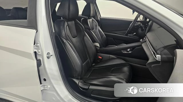Hyundai Avante (CN7) 2023 Белый из Кореи, фото 3