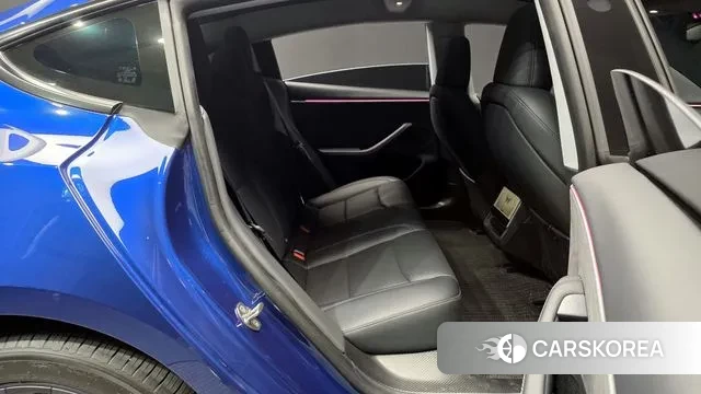 Tesla Model 3 2024 Синий из Кореи, фото 3