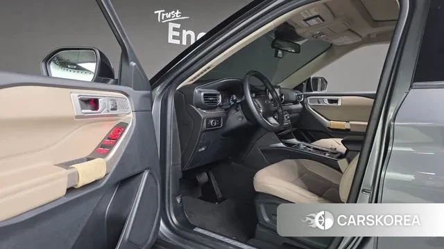 Ford Explorer 6th Generation 2023 Серый из Кореи, фото 3