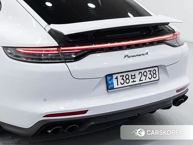 Porsche Panamera (971) 2022 Белый из Кореи, фото 3