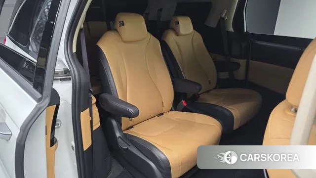Kia Carnival 4th generation 2023 Белый из Кореи, фото 3