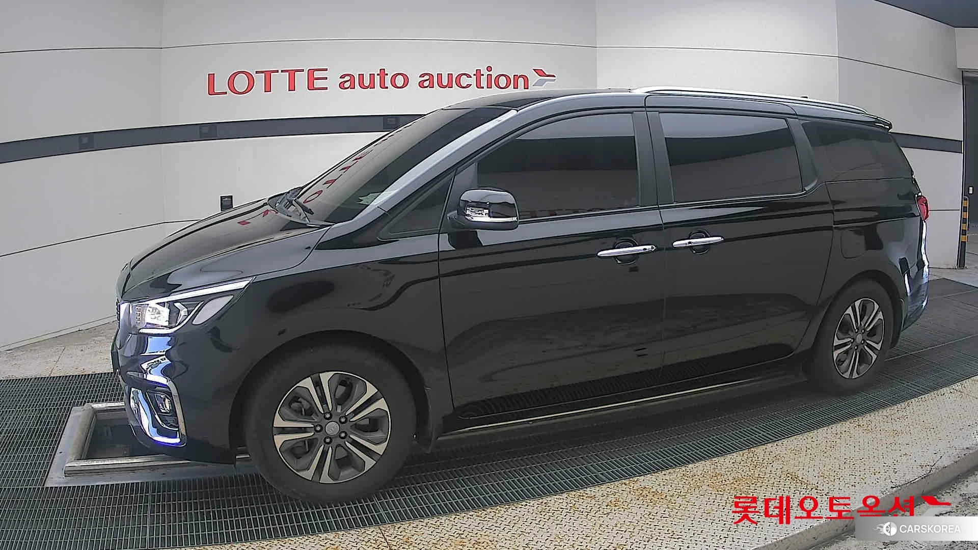 Kia Carnival 2020 Aurora Black Pearl из Кореи, фото 3