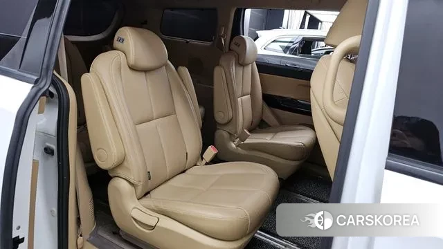 Kia The New Carnival 2018 Белый из Кореи, фото 3