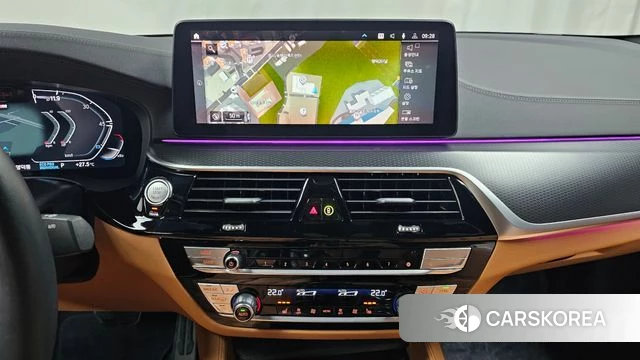 BMW 5 Series (G30) 2023 Черный из Кореи, фото 3