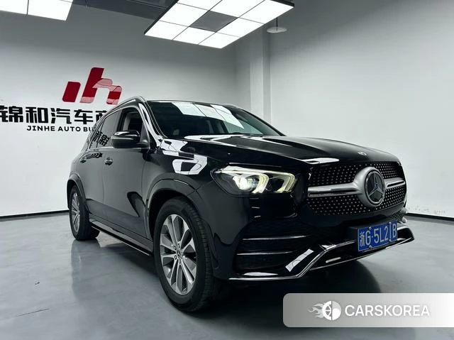 Mercedes-Benz GLE (import) 2023 Черный из Китая, фото 3