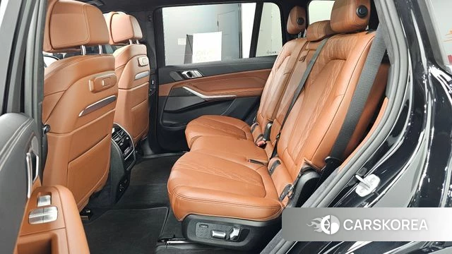 BMW X7 (G07) 2025 Черный из Кореи, фото 3