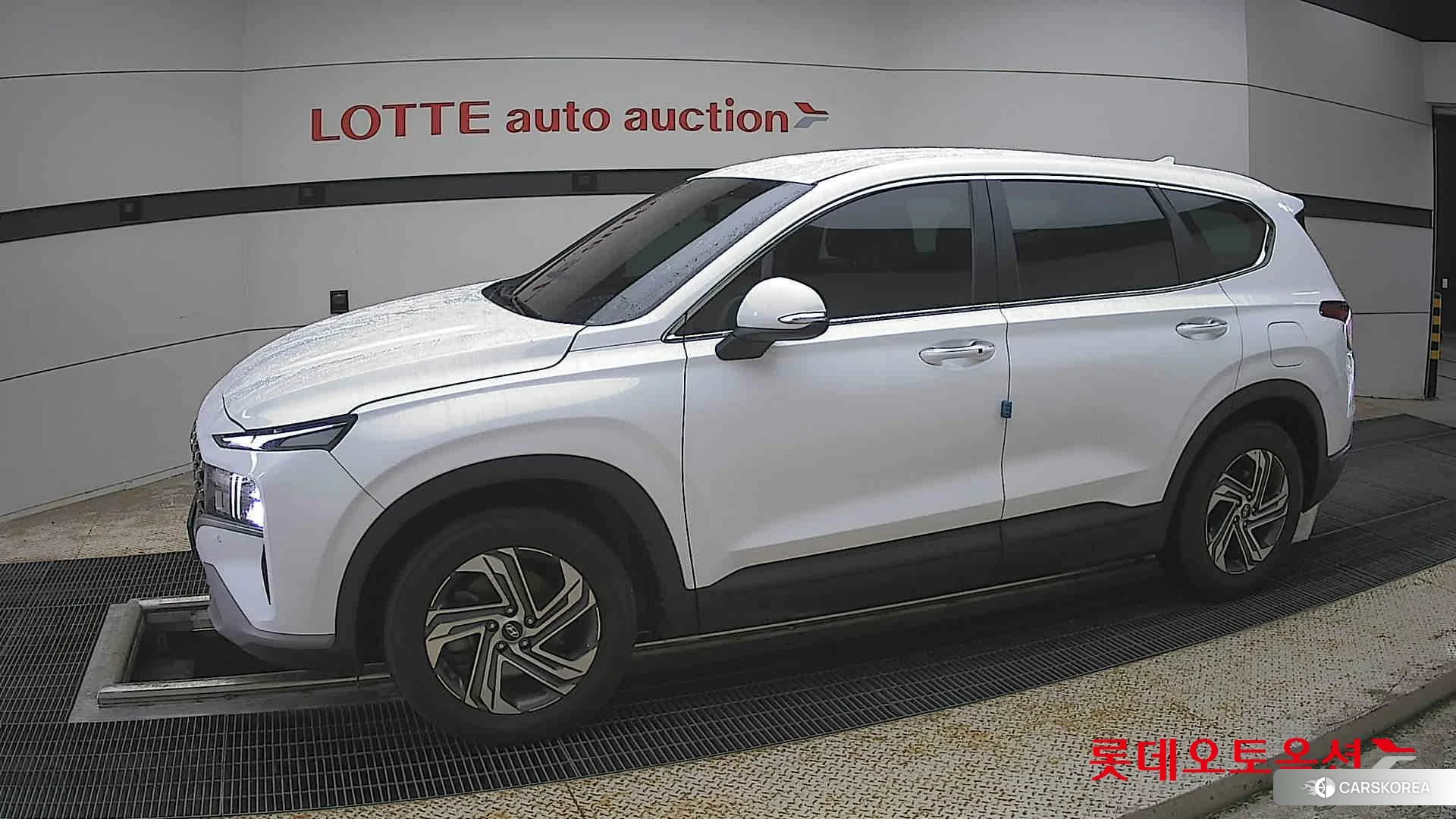 Hyundai Santa Fe 2022 Creamy White Pearl (optional) из Кореи, фото 3