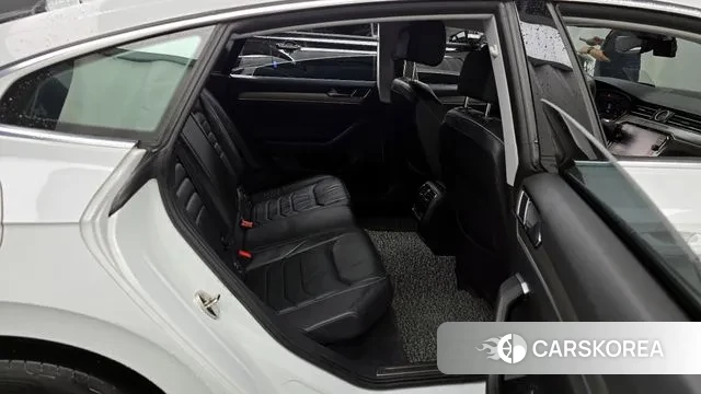 Volkswagen Arteon 2018 Белый из Кореи, фото 3