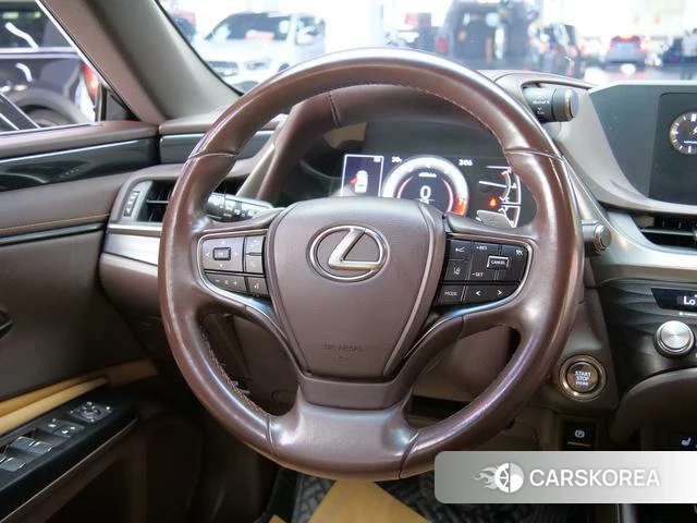 Lexus ES 2021 Серебристо-серый из Китая, фото 3
