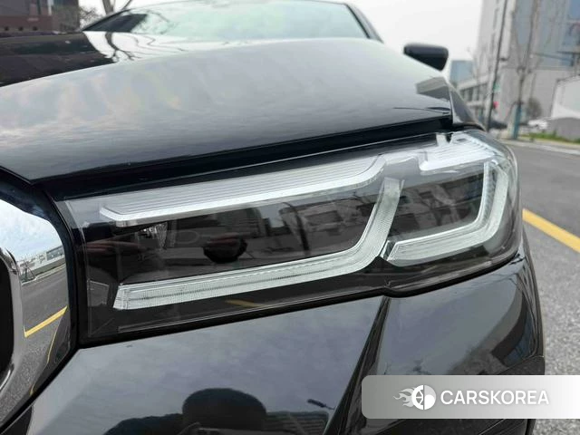 BMW 5 series PHEV 2021 Черный из Китая, фото 3