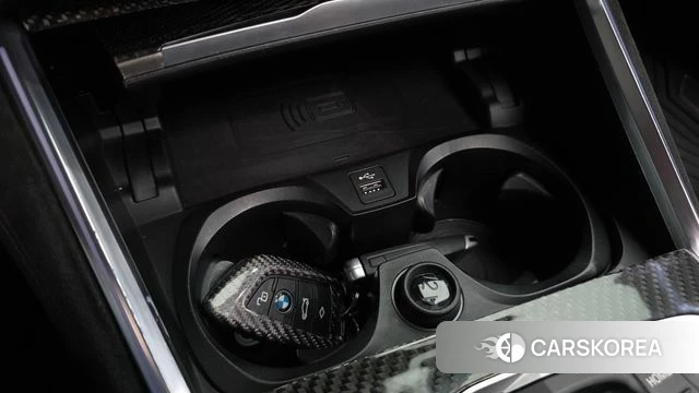 BMW 3 Series (G20) 2020 Темно-зеленый из Кореи, фото 3