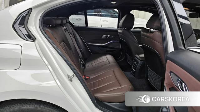 BMW 3 Series (G20) 2021 Белый из Кореи, фото 3