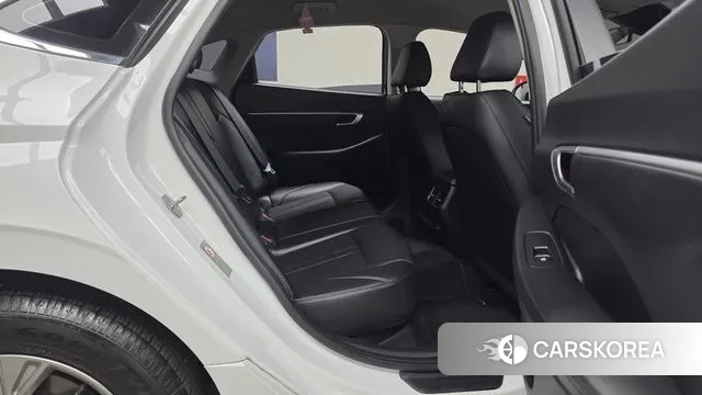 Hyundai Sonata (DN8) 2023 Белый из Кореи, фото 3