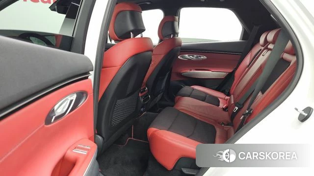 Genesis GV70 2022 Белый из Кореи, фото 3