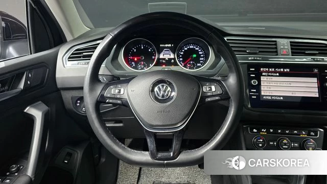 Volkswagen Tiguan second Generation 2019 Черный из Кореи, фото 3