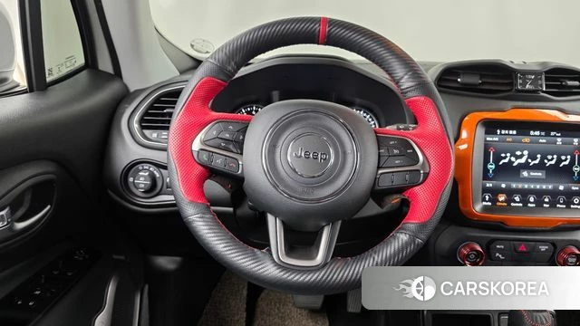 Jeep Renegade 2022 Белый из Кореи, фото 3