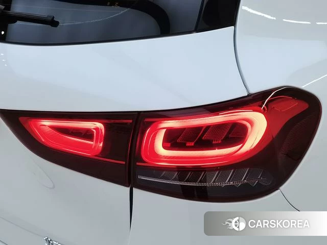 Mercedes-Benz GLA 2022 Белый из Китая, фото 3